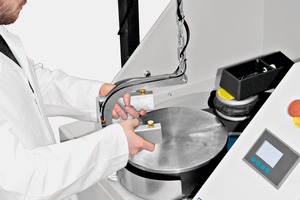 The RS 300 XL supplies reproducible results and homogeneous samples