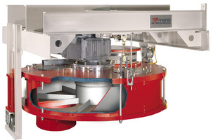 Transport inside the Pfister rotor weighfeeder