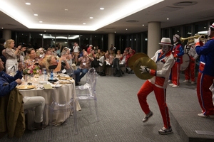 5 At the evening in the Portside Tower, there was South African folklore, but also time to discuss experiences