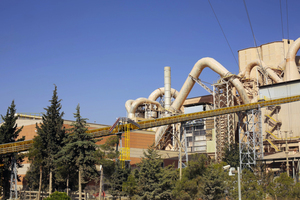 1 Beumer Group supplied and installed a single-source solution based on the innovative pipe conveyor technology