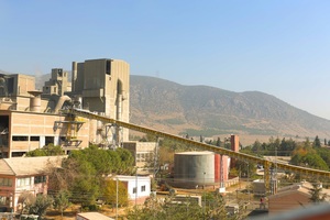 2 The conveying system is eco-friendly, requires low maintenance and its enclosed type of construction protects the environment safely from possible material falling down and emissions