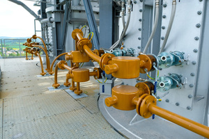 4 Aerzen Delta blowers inject the pulverized lignite into the kiln through burner lances