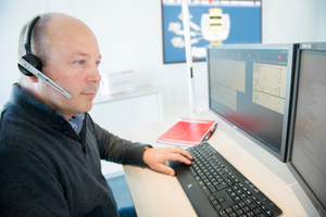 Service technicians of W&H’s IDC are available 24/7/365 and resolve eighty percent of machine problems via Remote Service