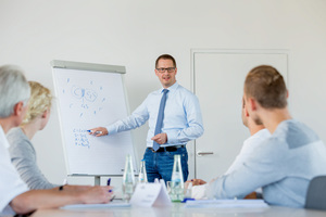 VDZ classroom training courses provide profound knowledge in theory ...