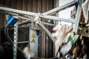 Lindner’s Fire Prevention System (FPS) sensor instantly detects overheated particles after the first shredding unit