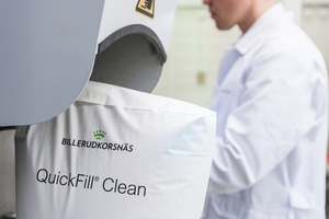 Filling at BillerudKorsnäs Packaging Development Center