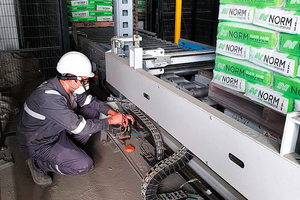 2 20% of the electrical installation were carried out by the customer itself – the Beumer Customer Support checked and directed all steps from a distance using the Beumer Smart Glasses