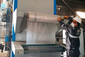 3 Never change a running system: Beumer Group recommends supplying the Beumer stretch hood A with the previously tested film to ensure a smooth start of the remote commissioning
