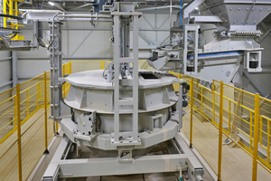 2 Mobile rotating bucket