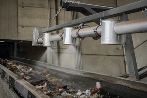 3 FPS – Fire Prevention System: the advanced infrared technology makes sure that every square centimeter of the material discharge is consistently monitored. This comprehensive sensory control ensures no potential safety hazards escape the system