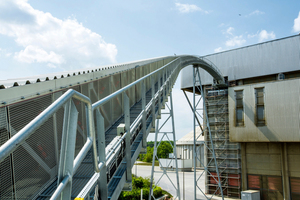 4 Pipe Conveyor: The enclosed system ensures an environmentally safe, dust-free and low-energy transport of the alternative fuels