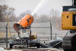 2 The design features three remote-controlled stage and precision oscillation for optimum coverage