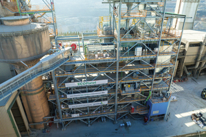 3 The arrival of the conveyor at the pre-heating building