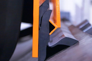 ApronSeal™ Double Skirting offers a dual seal and can be flipped for extended equipment life