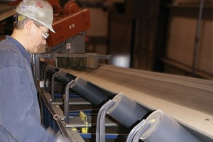 “Knocking” an idler with a mallet to change its position