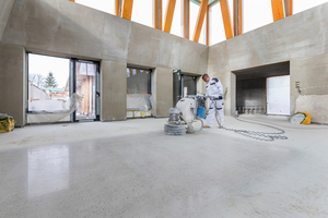 2 The CEM II/C-M (S-LL) 42.5 N “CZ” impresses with its product performance. Its good performance in screed in terms of strength development and drying and shrinkage behavior has been proven in extensive tests