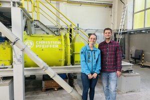 13 Vivien Klobuzinski, Marketing, and Hendrik Kruse, Head of Competence Center