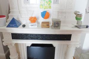 2 Cement in various stages of production: this gimmick awaits all visitors to the alcemy office in Berlin for better visualization