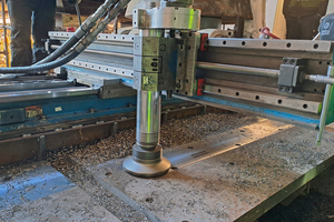 2 Milling of an adapter plate - in situ