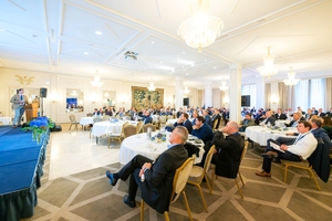 3 View in the auditorium