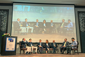 3 Panel discussion on “Decarbonatization of the Cement Industry – How does this Transformation Affect Admixtures” (from left to right: Prof Plank, Dr Manasit Sarigaphuti, Prof Dr Ziming Wang, Dr Roberta Alfani, Dr Vivek Naik, Dr Alexey Yalymov, Dr Fanzhi Kong)