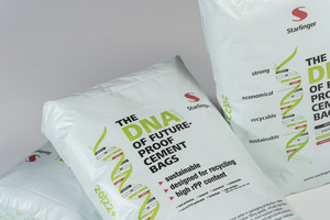 2 Sacks made of plastic tape fabric for packaging dry bulk goods such as cement provide a lightweight, resistant and sustainable alternative to paper and film sacks